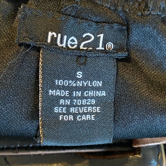 Skirt - Picture 7 of 7